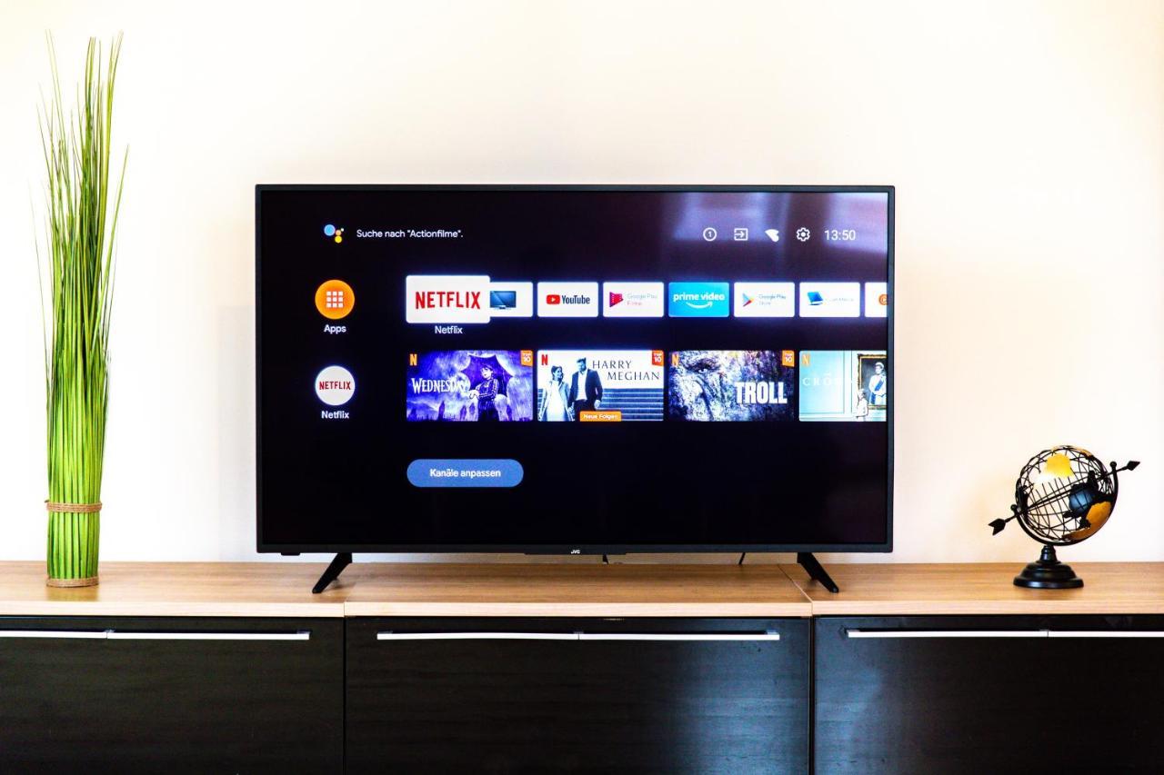Moderne Dachgeschosswohnung - Parkplatz - Netflix Cobourg Extérieur photo